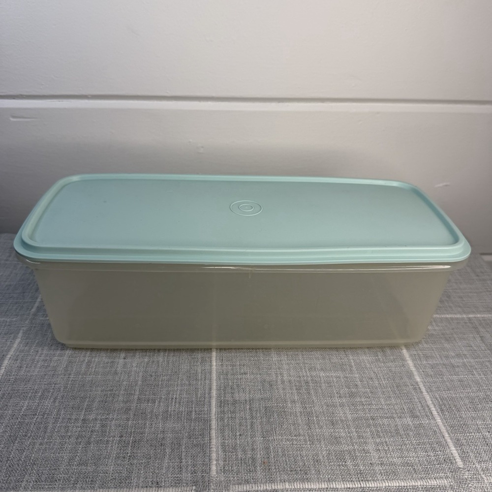 Tupperware Bread‎ Box Loaf Keeper Container Vintage Blue Lid